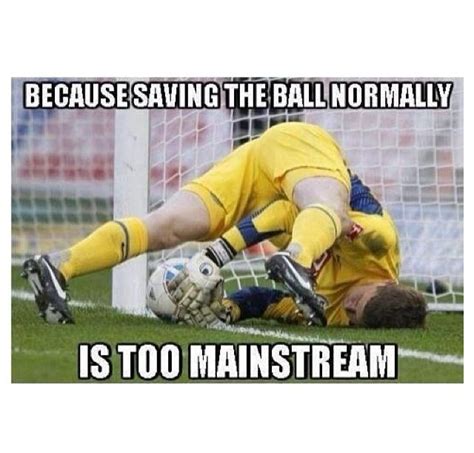 Ahahahaha Lol 🙈 Funny Soccer Pictures Soccer Quotes Funny Soccer