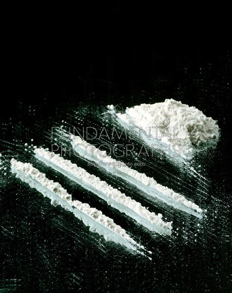 cocaine drug addiction mirror coke fundamental photographs  art  science