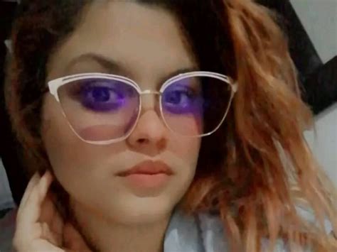 kristalkost brunette latin babe webcam