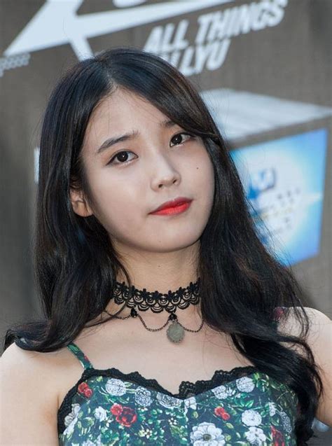 Kpop Star Iu Swears By Just Three Skincare Ingredients For