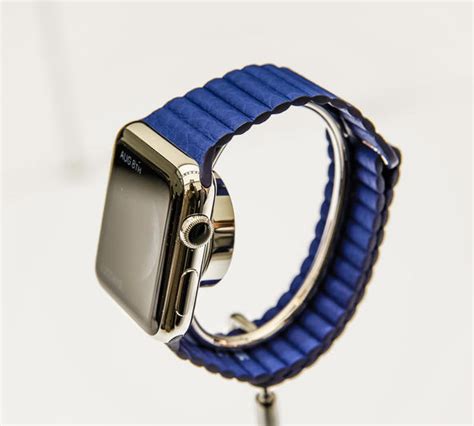 apple  boy blue apple  review apple picture time pictures wearable device apple
