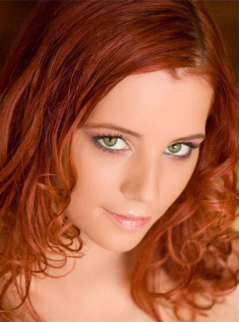 Red Hair Green Eyes Red Haired Beauty Beautiful Redhead