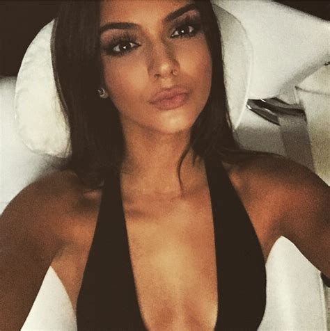 This Is Why Kendall And Kylie Jenner S Selfies Always Look So Perfect