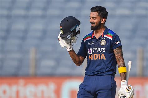 kl rahul plays   mind  bowlers forces   commit mistakes