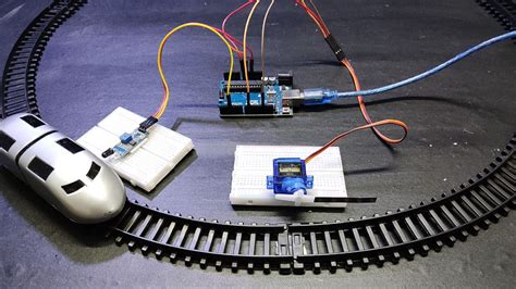 build  automatic railway gate control  arduino