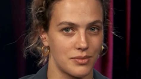 Why Did Jessica Brown Findlay Leave Downton Abbey The Little Facts