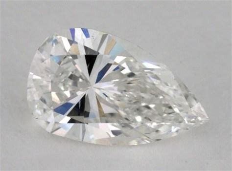 ultimate pear cut diamonds guide  proportions tips setting ideas