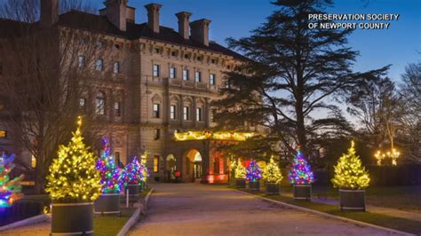 sparkling lights at the breakers is a go this season despite pandemic