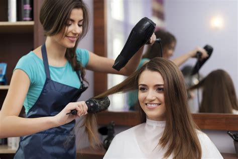 benefits  visiting  hair salon style vanity