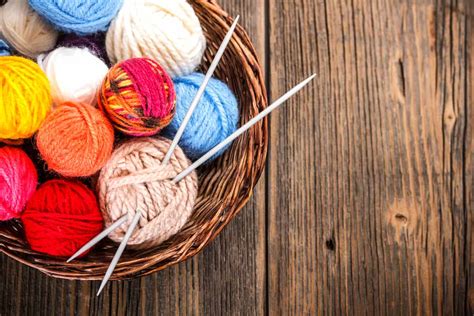 yarns  knitting beginners  creative folk