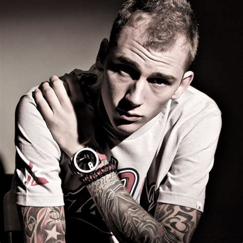 The Fall And Rise Of Machine Gun Kelly News Features