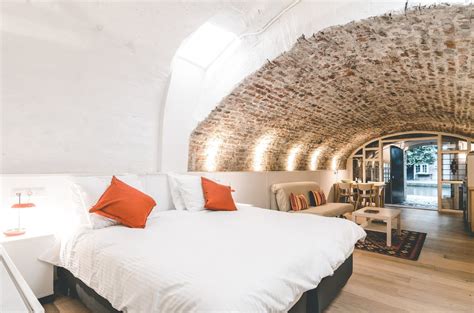 airbnb finds de zes dikste accommodaties van nederland manifynl utrecht lofts canals