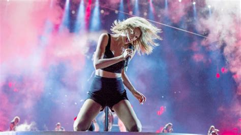 Taylor Swift S 1989 World Tour Is Engineered To Be The Best Night Of
