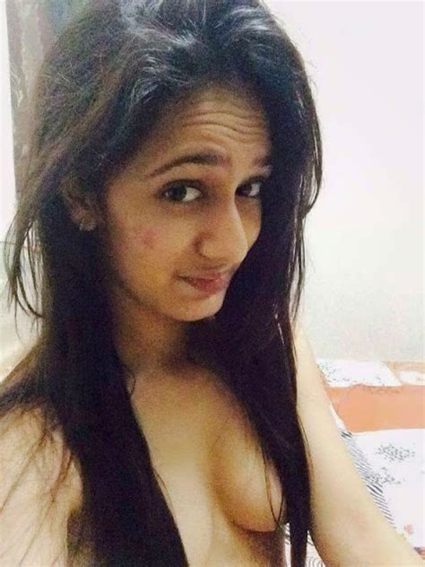 Pooja Jain From Mumbai Indian Real Girl Whatsapp Number For Friendship