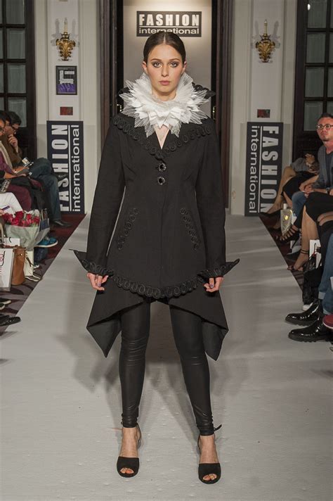 lenie boya dramatique collection  london fashion week ss  haute couture black angular