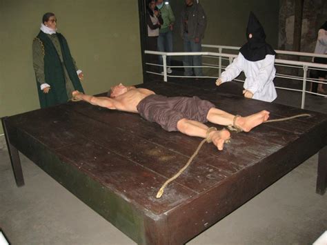 8 of the most brutal torture execution methods in history that will make your skin crawl