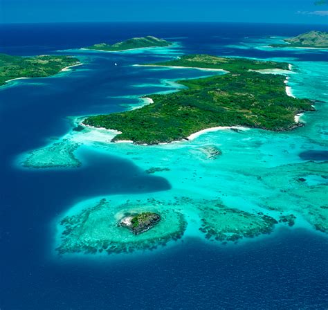 seaplane tours making     fiji vacation