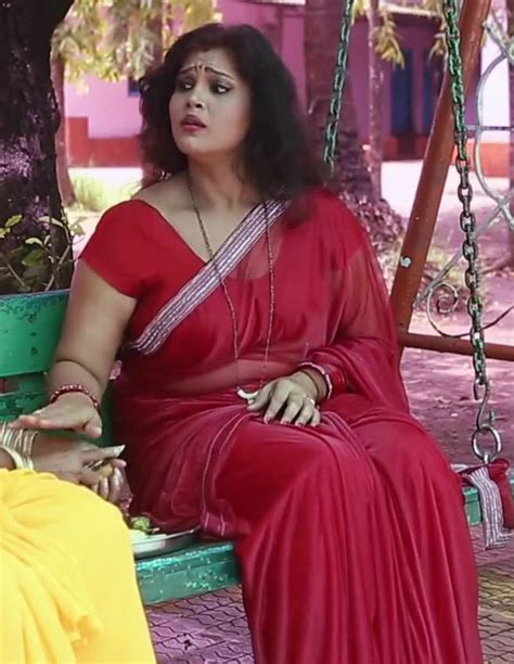 17 bästa bilder om saree på pinterest sexy sari och systrar