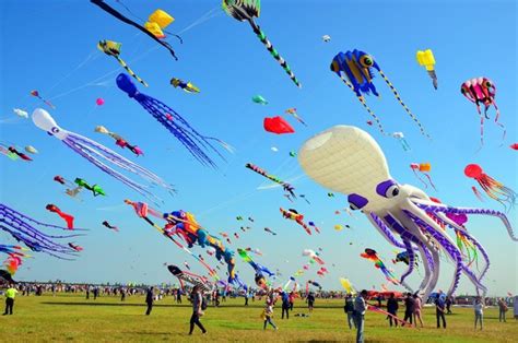 weifang international kite festival kicks   east china