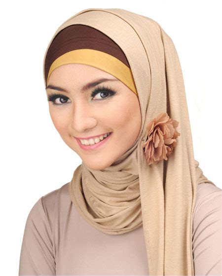 model jilbab modis dan cantik wisdom