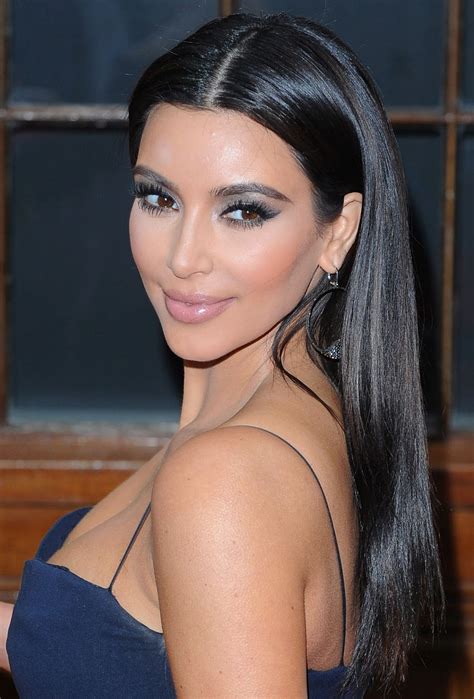 kim kardashian profile and latest pictures 2013 its all about hollywood actress