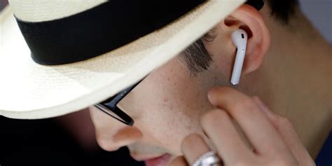 apple airpods business insider