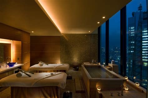 massage room  hilton tokyo home spa room luxury spa luxury hotel