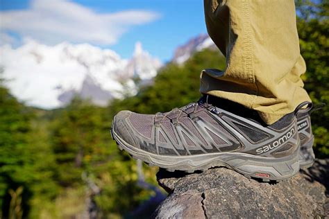 lightweight hiking shoes  men   outdoor fact