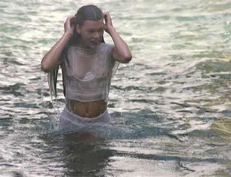 mila jovovich nude blue lagoon porn tube