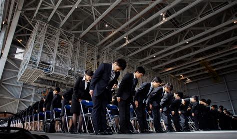 japanese labor market    support economic growth