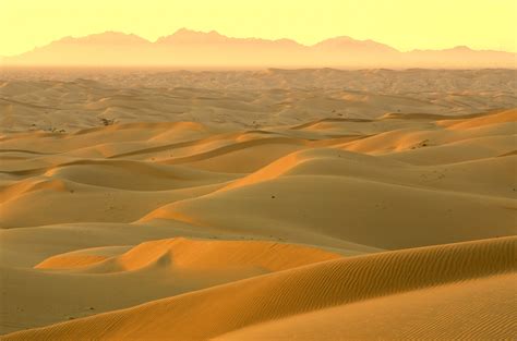 snowed   sahara desert    time   years