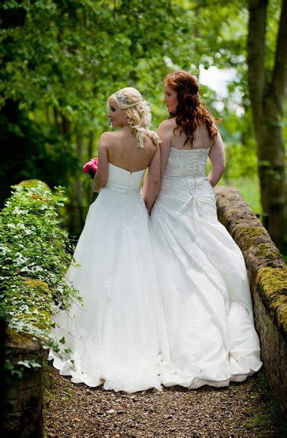 lauren and sarah lesbian wedding photos 2 brides to 2 mummies blog lesbian wedding bride wedding