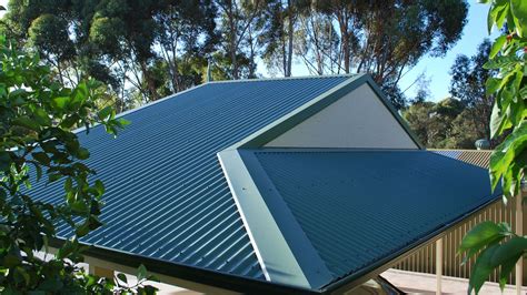 dutch gable roof design