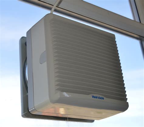vent axia    series window extractor fan  fan control unit  visionex pir detect