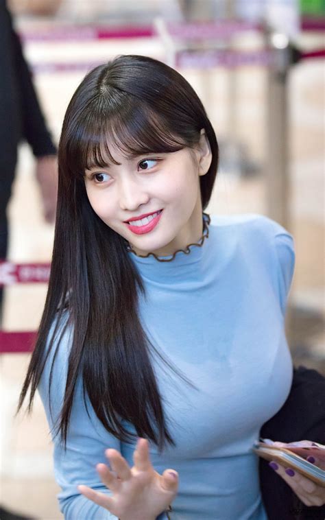 181011 Twice Momo Airport Fashion Kpopping