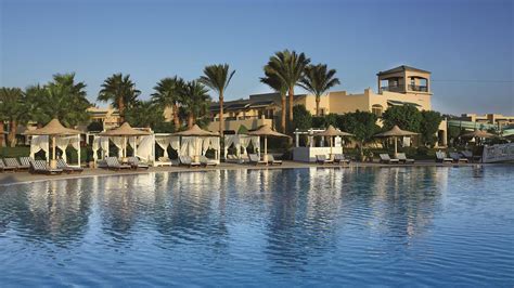 coral sea holiday village resort wings tours gulf