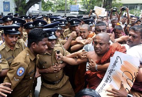 19 Arrested Post Buddhist Muslim Violence The Sunday Guardian Live