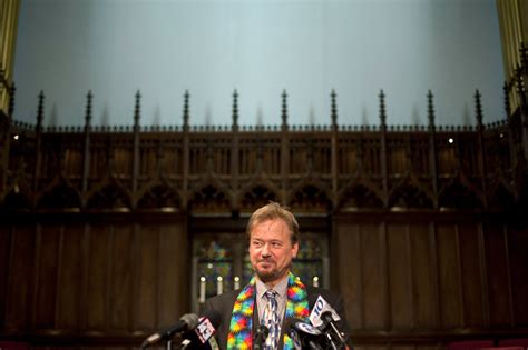 Methodists Reinstate Pastor Deepening Church’s Rift Over Gays The