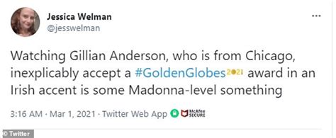 gillian anderson confuses golden globes fans by accepting award in an