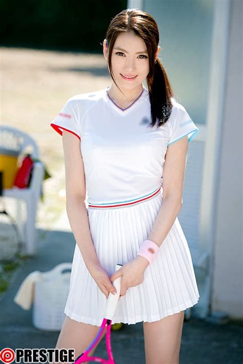 Reina Kashima 華嶋れい菜 Age 23 Jav Model