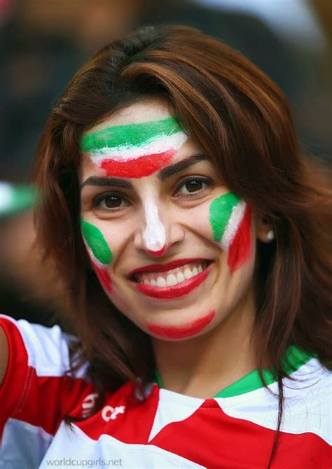 Foto Gadis Gadis Hot Dari Iran Penyeri Piala Dunia 2014