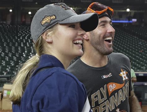 Where To Find Kate Upton S Astros Games Outfits