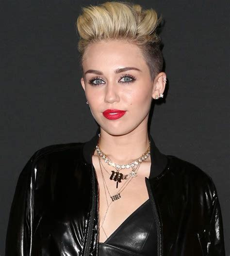 worst celebrity role model 1 mileycyrus miley cyrus house miley cyrus short hair styles