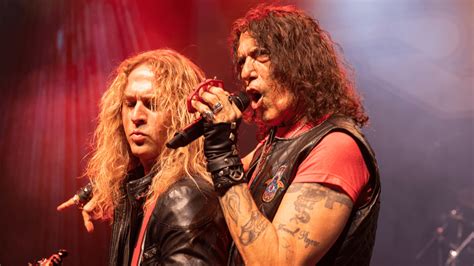 ratt s stephen pearcy hopes to reunite classic lineup for