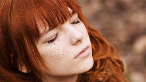 15 beautiful hd women freckles wallpapers