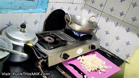 indian bhabhi cooking in kitchen and fucking brother in law eporner