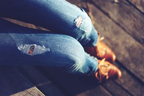 10 Hottest Rugged Jeans Style Soposted
