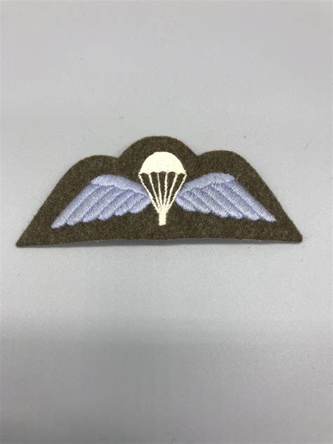 british parachutist badge  british airborne special forces insignia