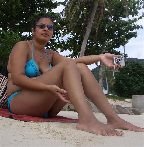 indian group of girls in bikini at goa beach images femalecelebrity