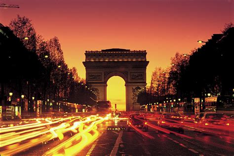 paris france arc de triomphe  night photograph  peter adams